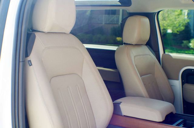 Used 2022 Land Rover Defender 90 S image 47