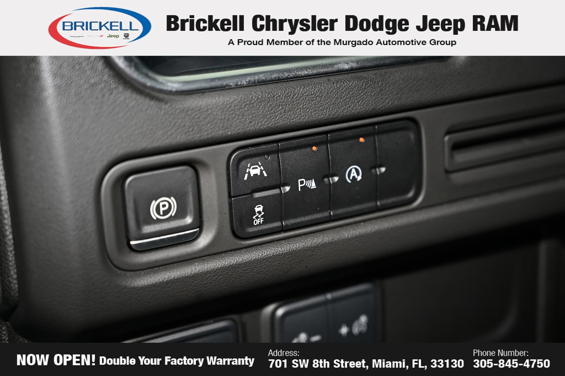 Used 2023 Chevrolet Suburban RST RWD image 32