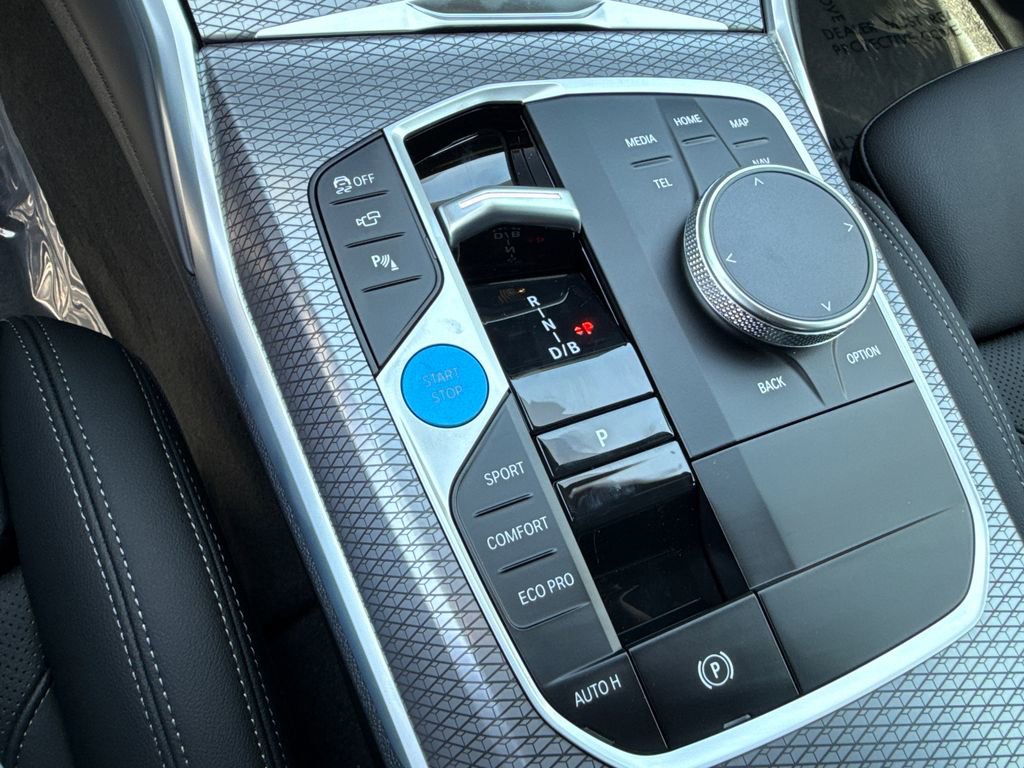 New 2026 BMW i4 eDrive40 w/ Parking Assistance Package image 28