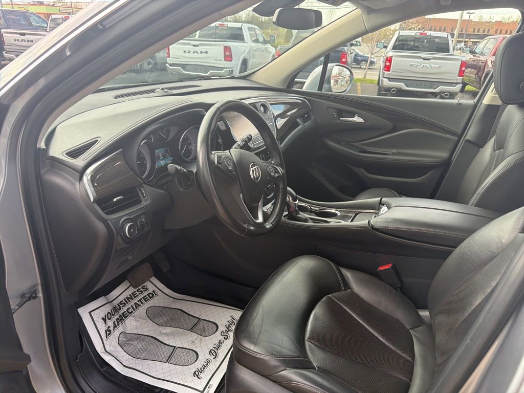 Used 2020 Buick Envision Essence AWD/4WD image 16