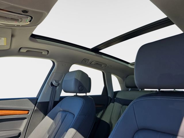 Used 2023 Audi Q5 2.0T Premium Plus w/ Premium Plus Package image 33