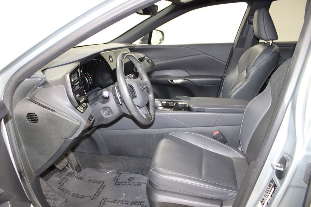 Used 2024 Lexus RX 350 FWD w/ Technology Package image 17