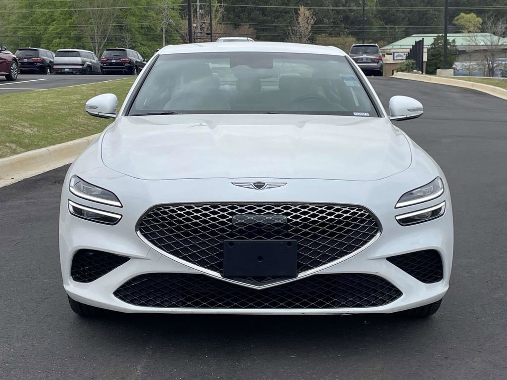 Used 2025 Genesis G70 2.5T image 8