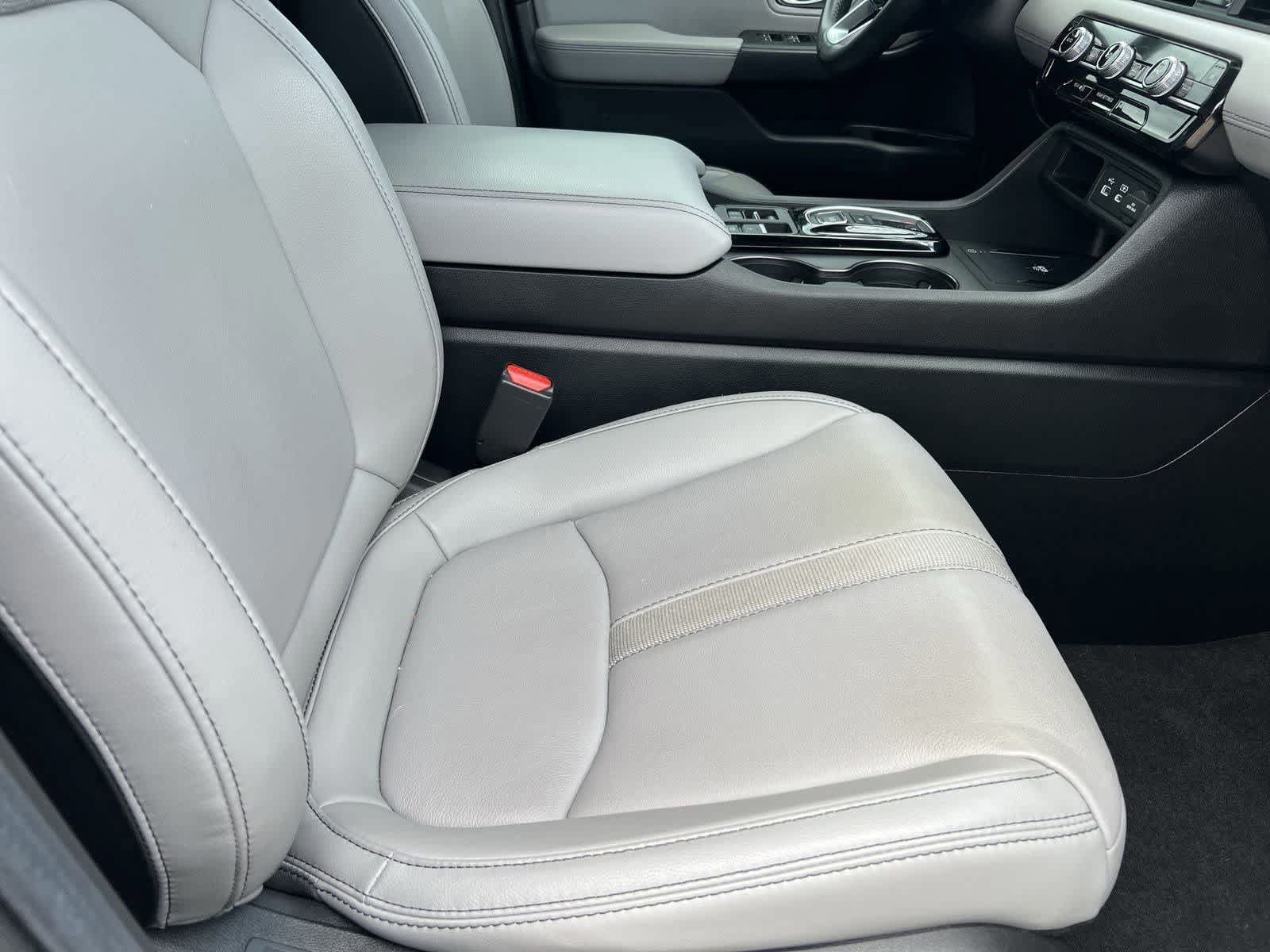Used 2025 Honda Pilot EX-L image 23