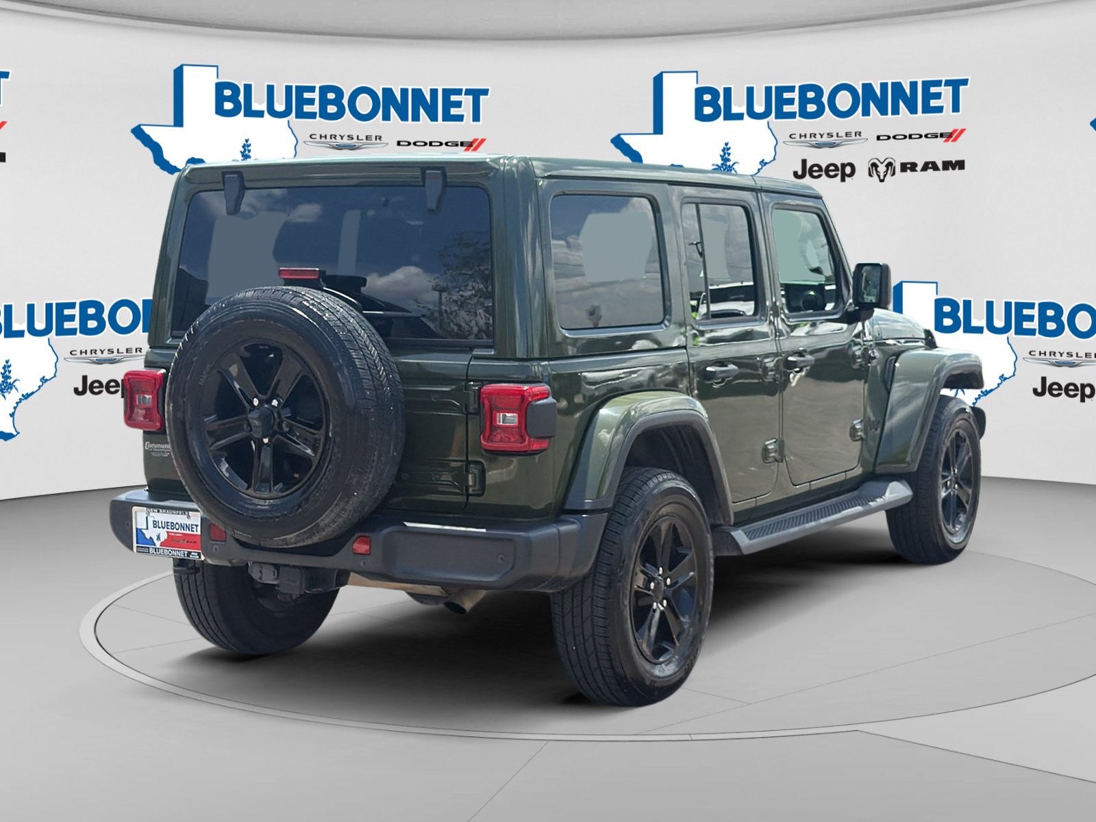 Certified 2020 Jeep Wrangler Unlimited Sahara AWD/4WD image 5