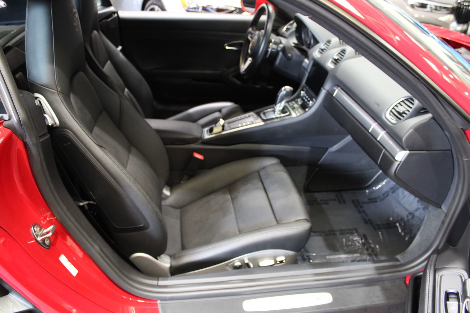 Used 2021 Porsche 718 Cayman S RWD image 18