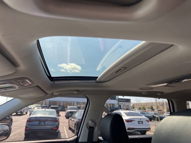 Certified 2023 Kia Telluride EX w/ EX Captain's Chair Package image 30