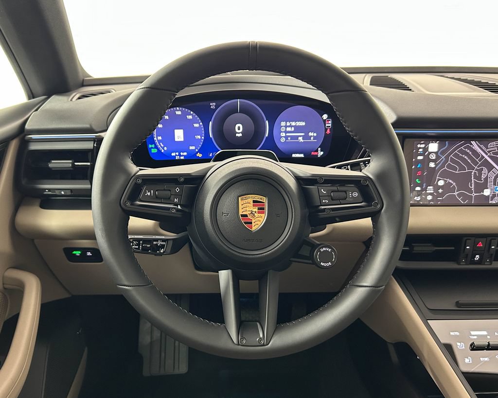 New 2026 Porsche Macan 4 Electric AWD/4WD image 17