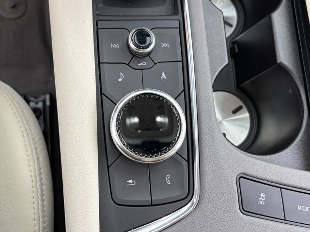 Certified 2024 Cadillac XT5 Premium Luxury w/ Technology Package AWD/4WD image 30