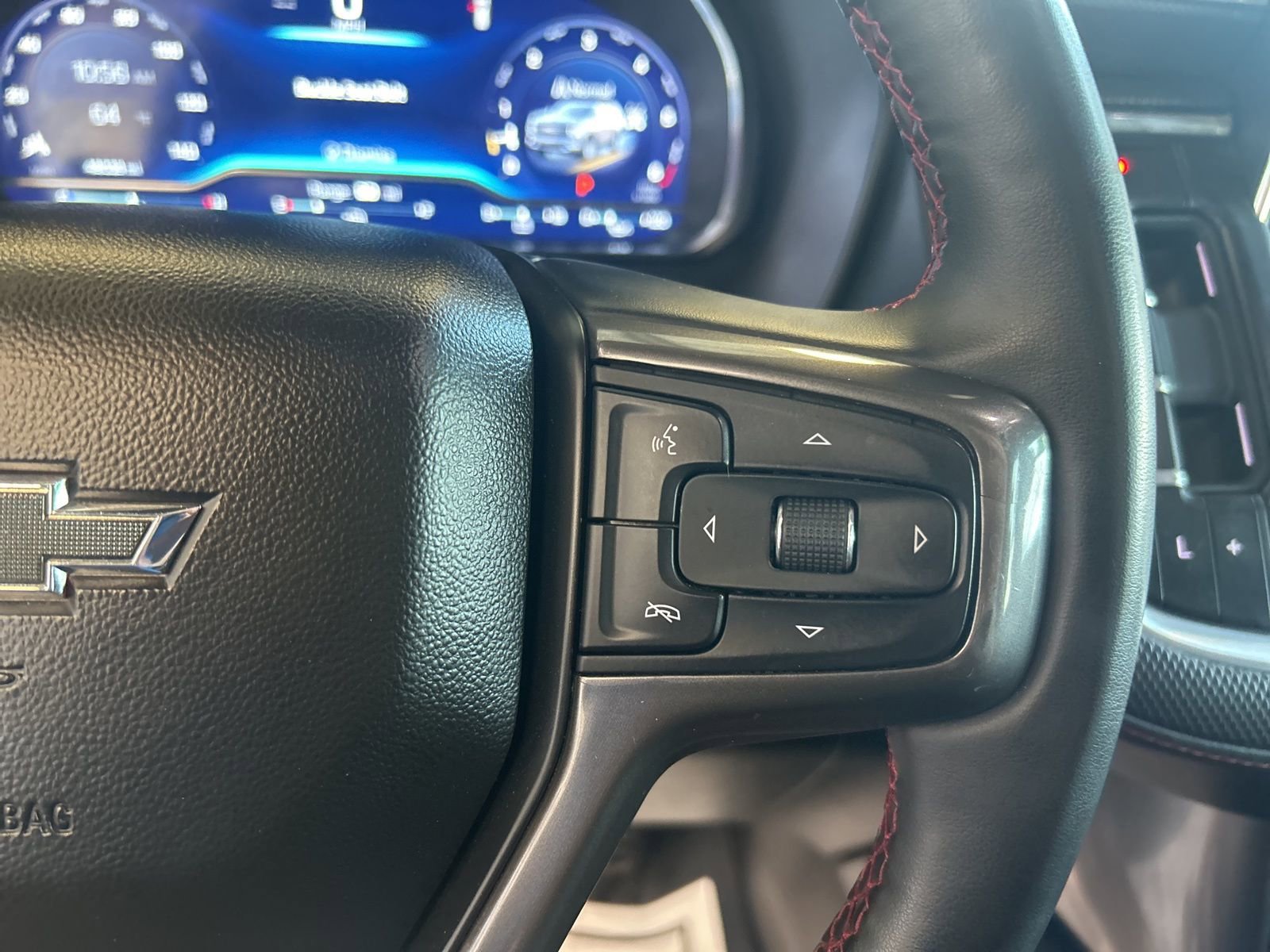 Used 2023 Chevrolet Tahoe RST w/ RST Performance Edition AWD/4WD image 25