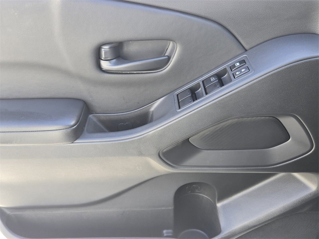 Used 2025 Nissan Frontier S image 27