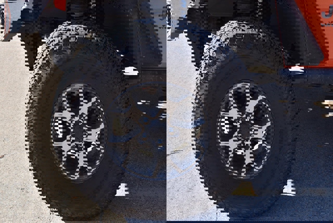 Used 2019 Jeep Wrangler Unlimited Rubicon image 10