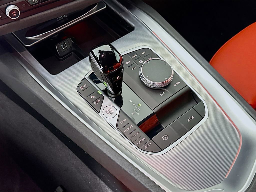 Certified 2022 BMW Z4 sDrive30i w/ Dynamic Handling Package image 17