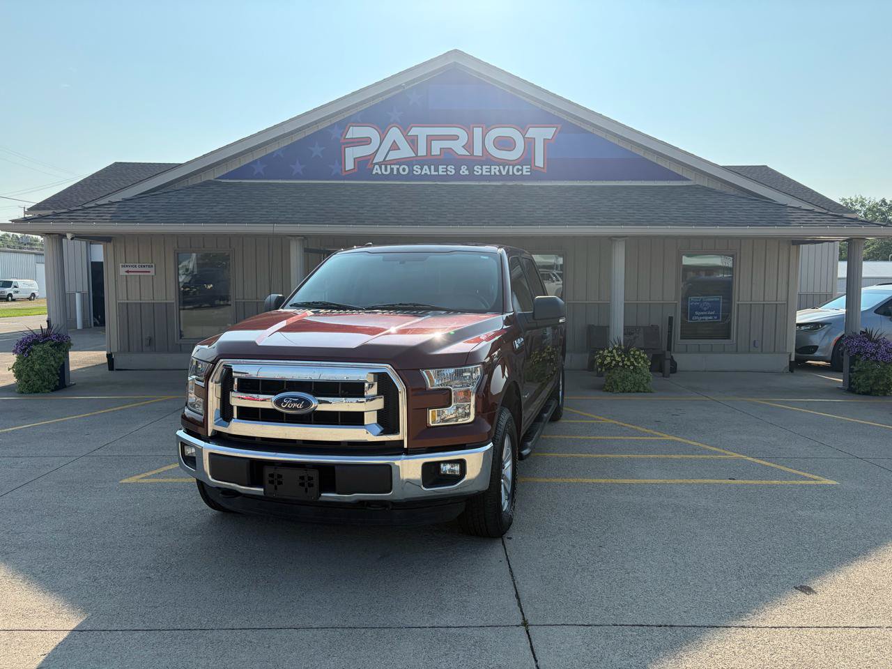 Used 2016 Ford F150 XLT w/ Equipment Group 301A Mid