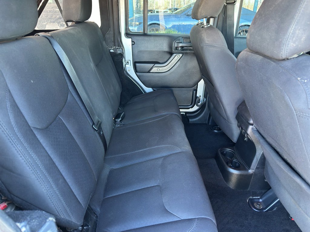 Used 2015 Jeep Wrangler Unlimited Sport w/ Quick Order Package 24S image 31