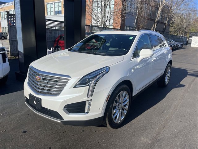 Used 2018 Cadillac XT5 Platinum image 1