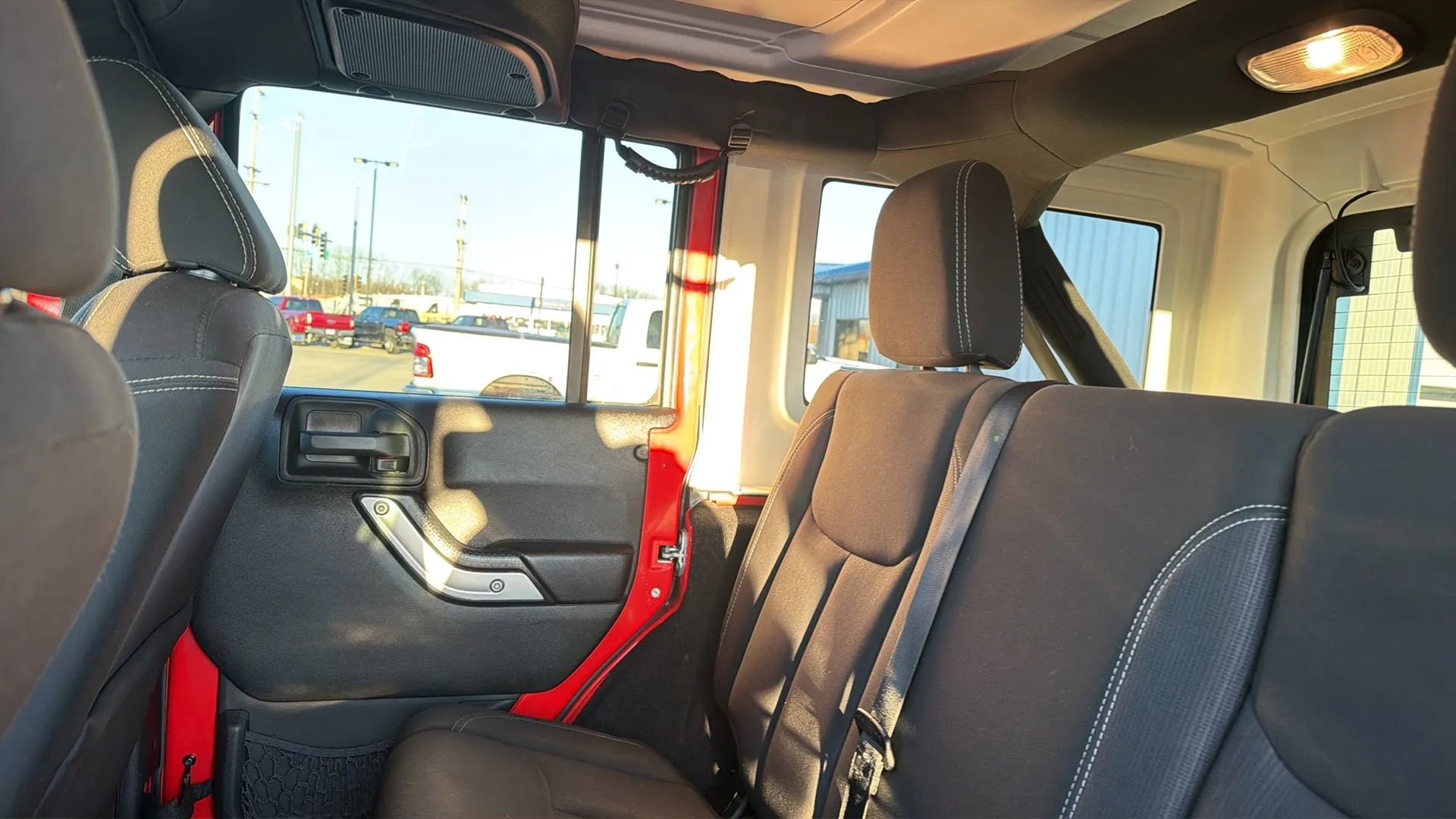 Used 2015 Jeep Wrangler Unlimited Sahara w/ Trailer Tow Group image 38