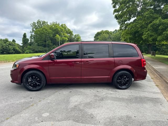 Used 2020 Dodge Grand Caravan SE FWD image 4