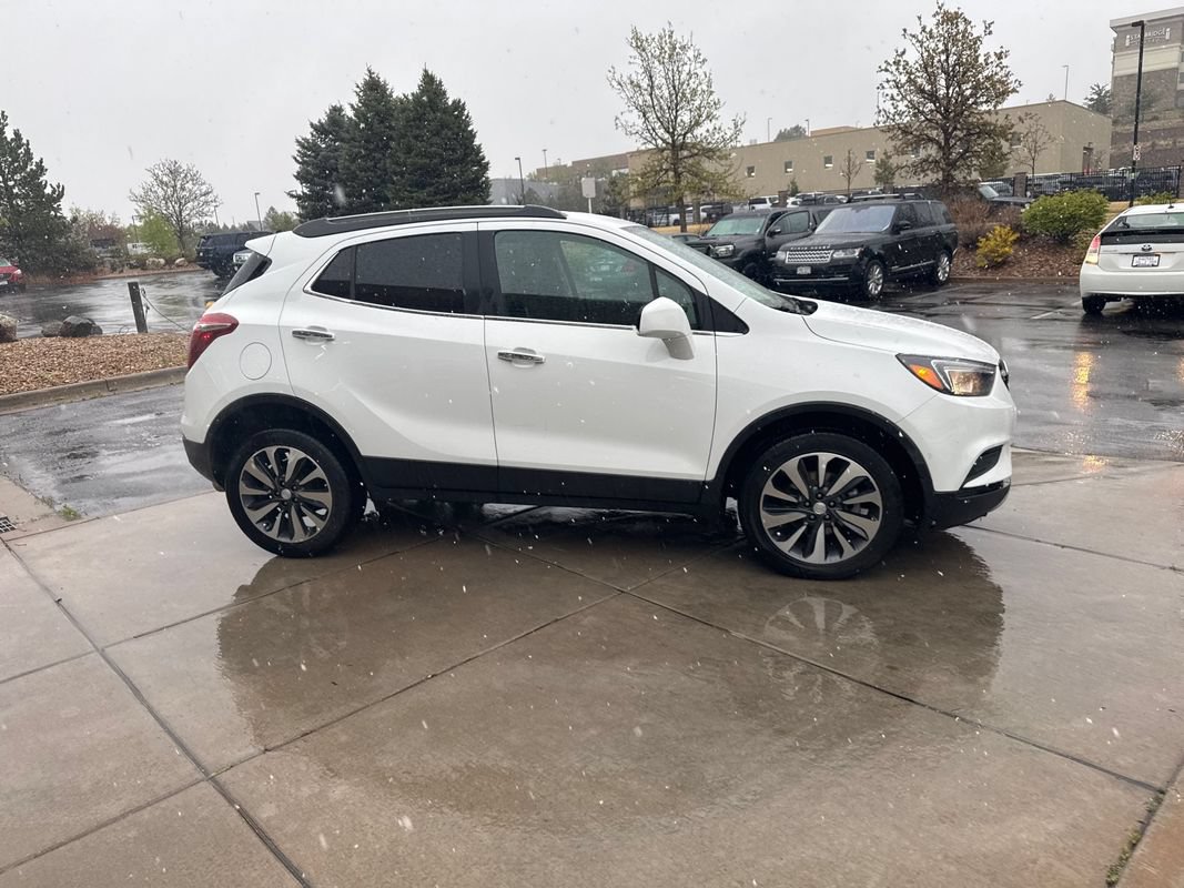 Used 2021 Buick Encore Preferred AWD/4WD image 5