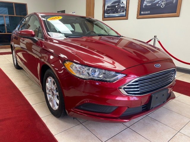 Used 2017 Ford Fusion S FWD image 8