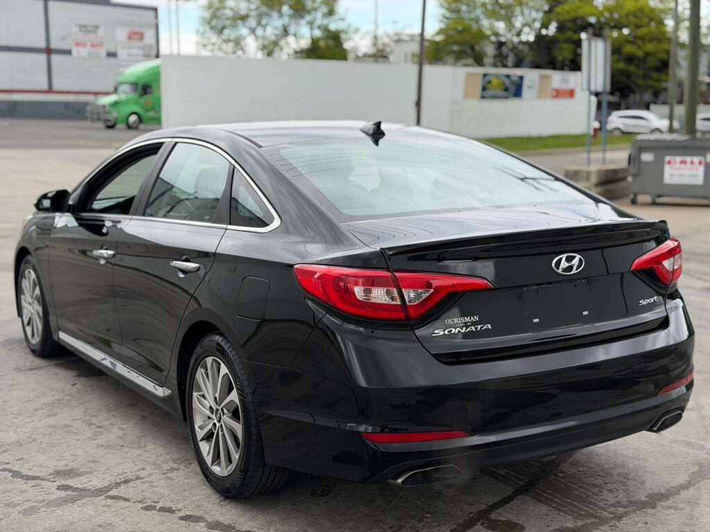 Used 2017 Hyundai Sonata Sport w/ Value Edition Package 02 FWD image 4