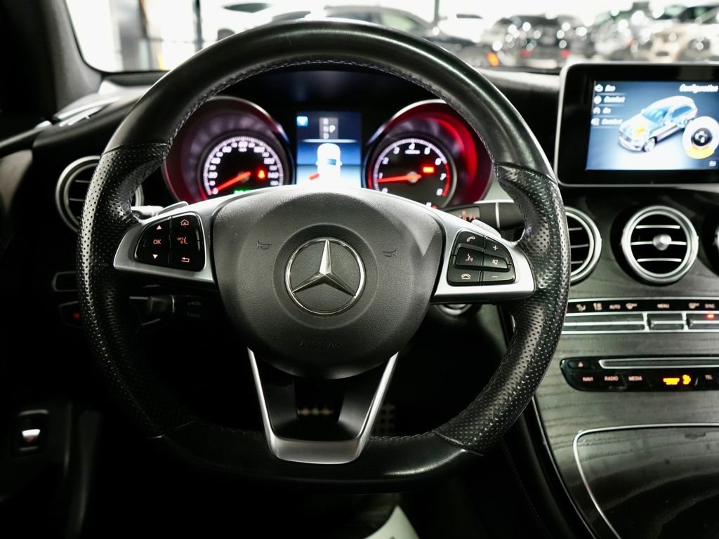 Used 2019 Mercedes-Benz GLC 300 image 17
