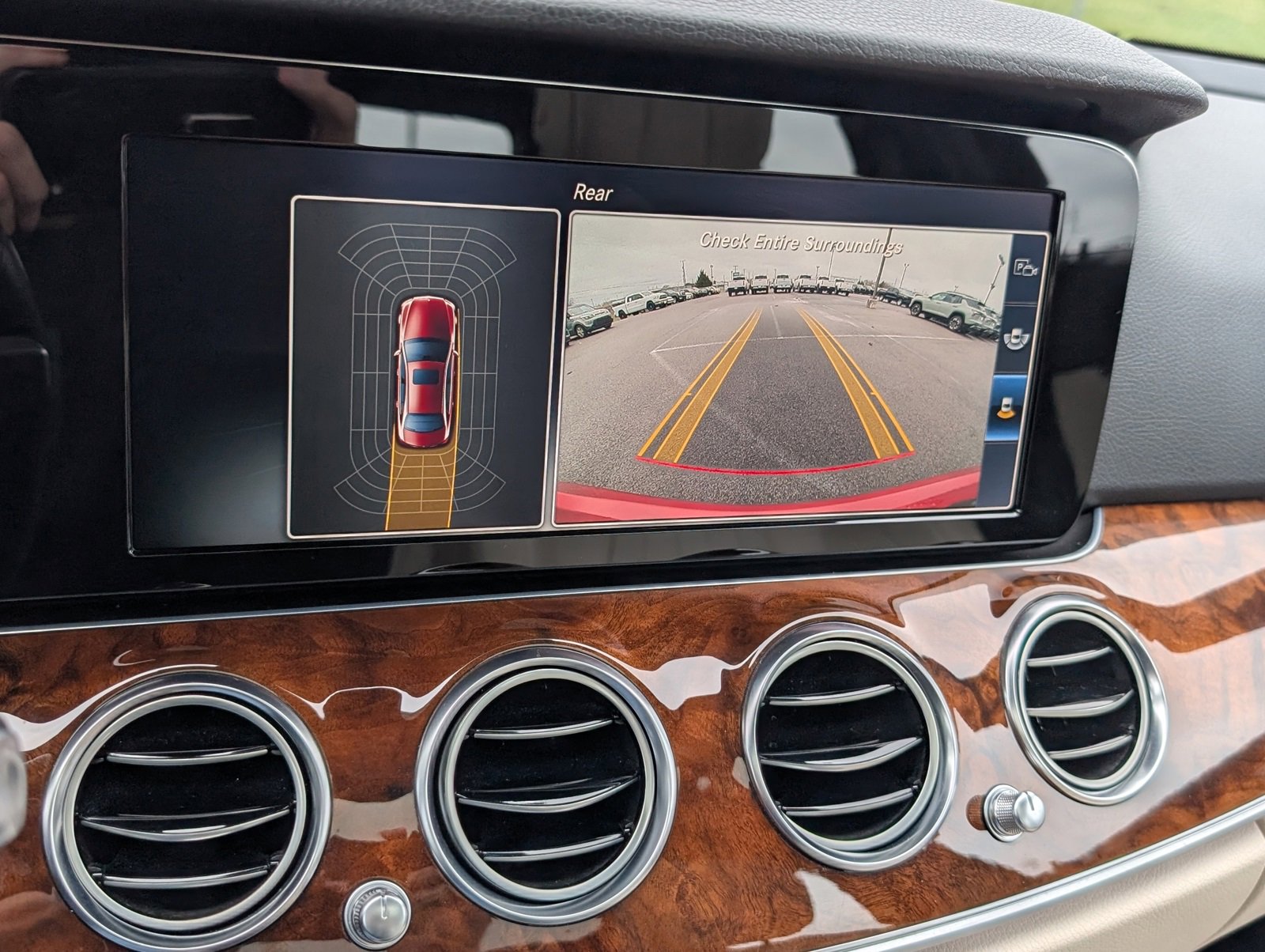 Used 2017 Mercedes-Benz E 300 image 11