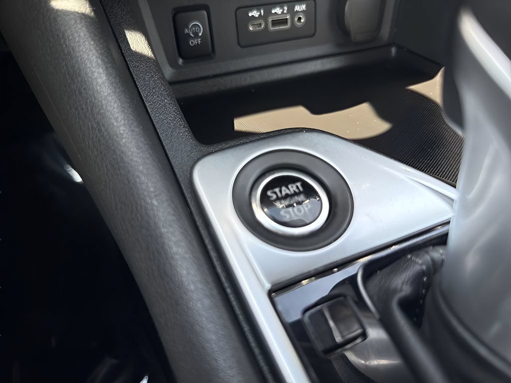 Used 2025 Nissan Sentra SV FWD image 19