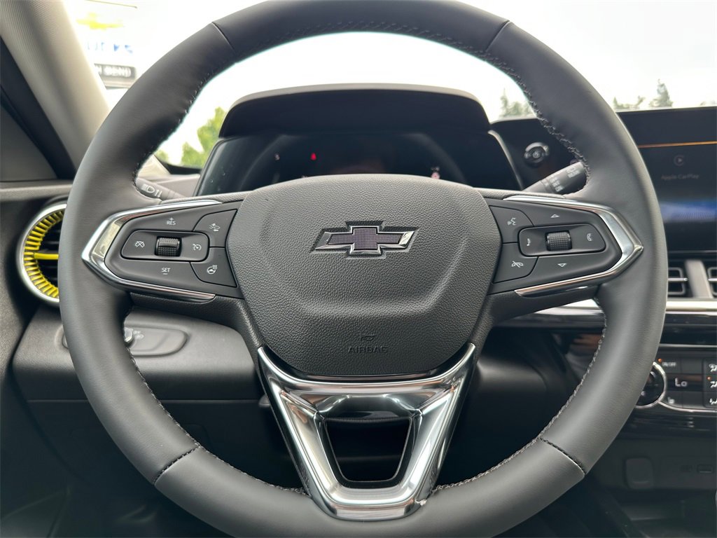 New 2025 Chevrolet Trax ACTIV w/ Sunroof Package image 25