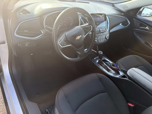 Used 2020 Chevrolet Malibu LT FWD image 22