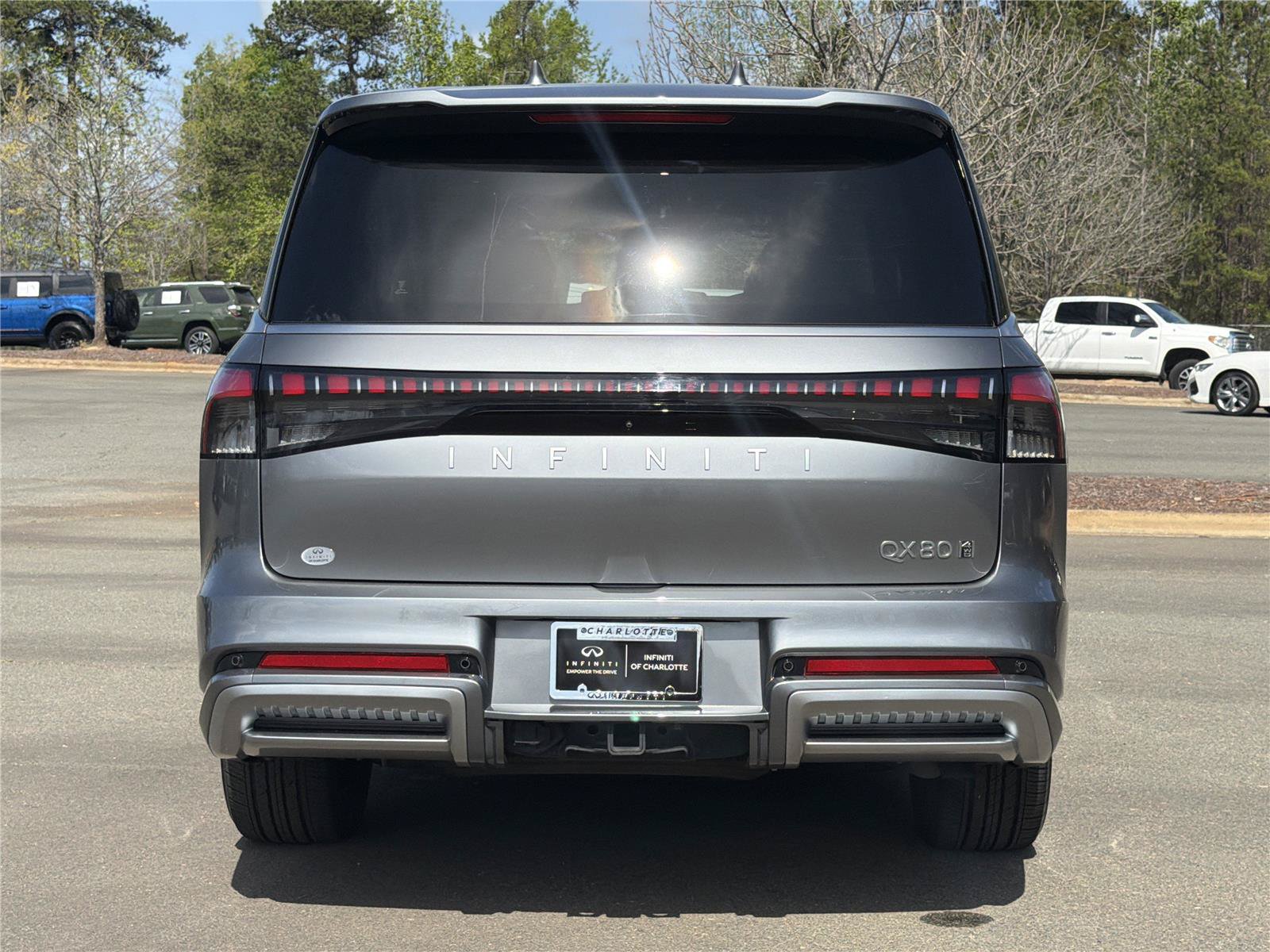 Used 2025 INFINITI QX80 Sensory AWD/4WD image 36