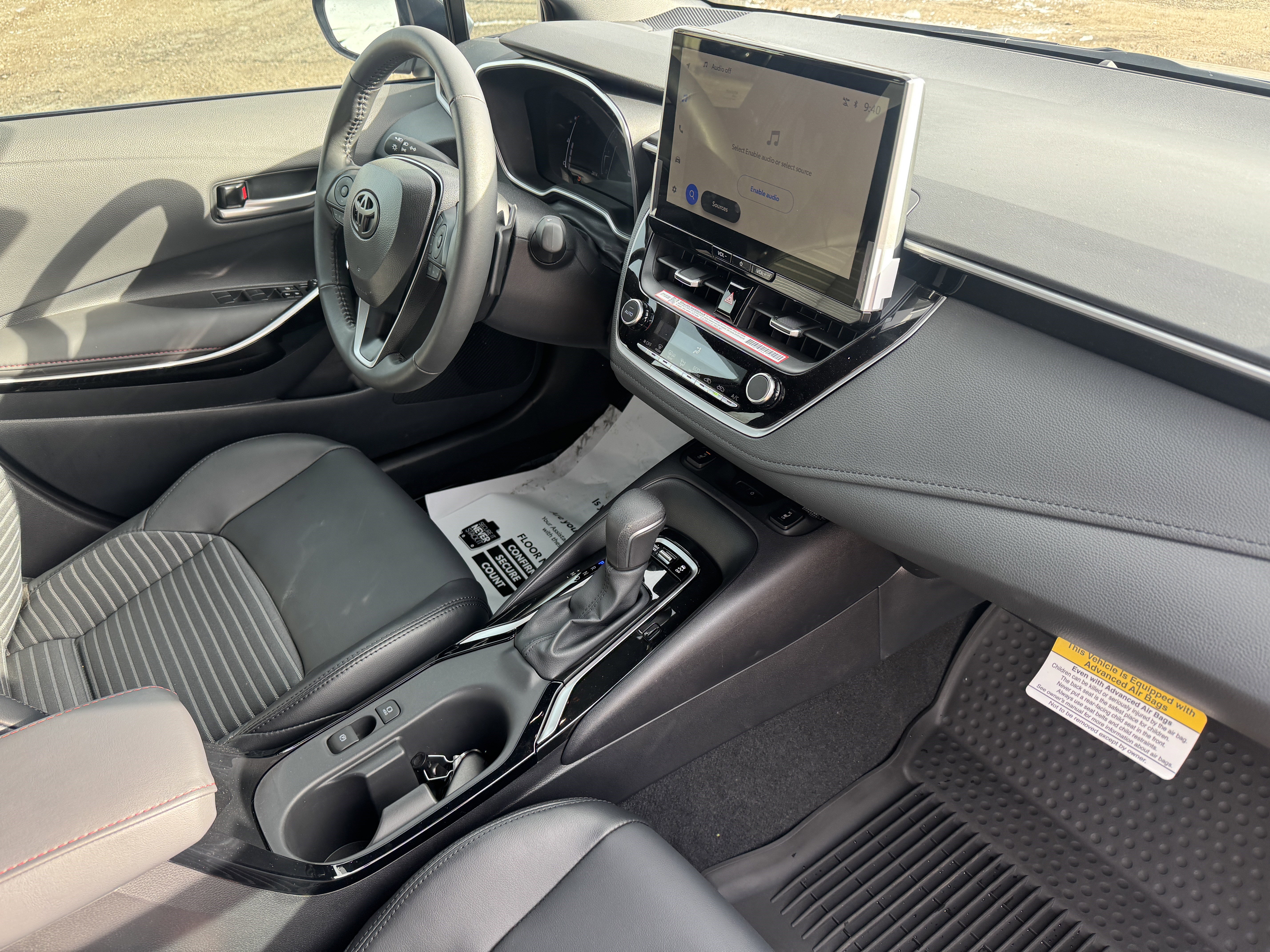 Used 2025 Toyota Corolla XSE image 19