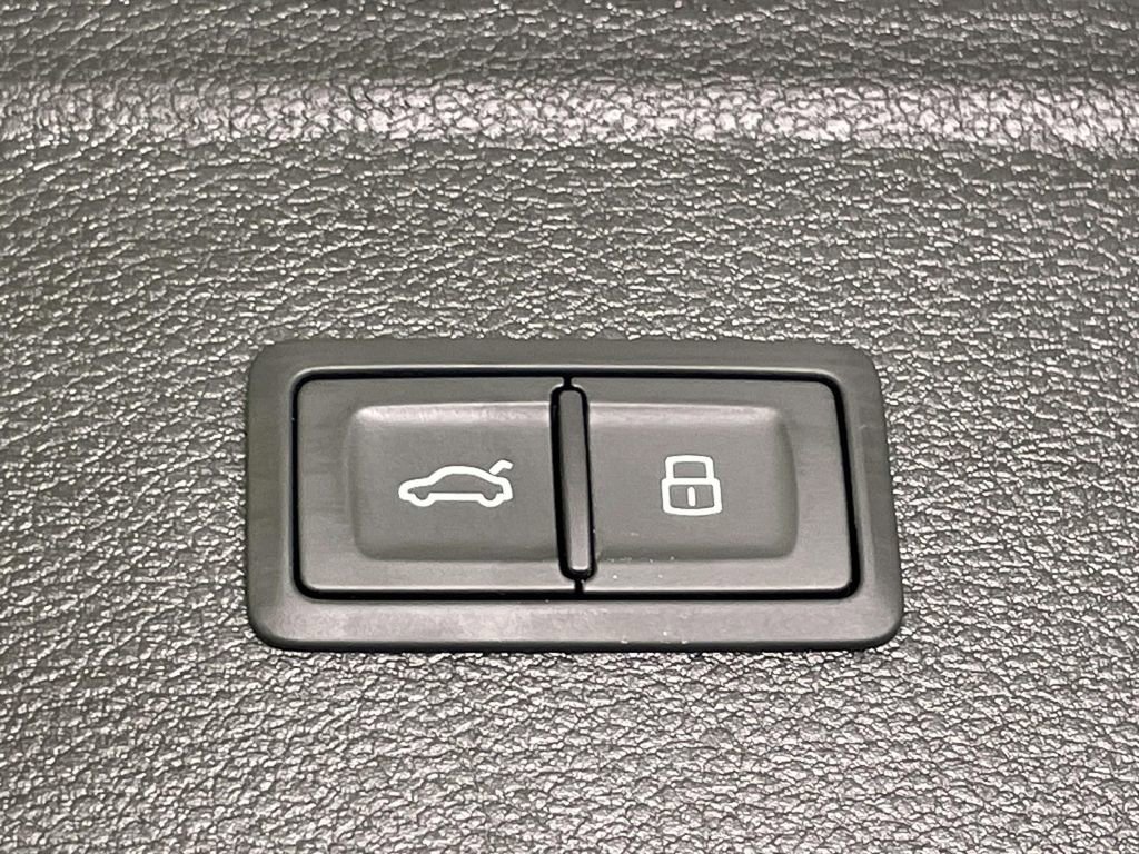 Certified 2023 Audi Q5 Prestige w/ Prestige Package image 21