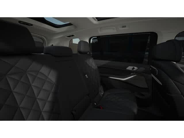 Used 2026 BMW X7 xDrive40i AWD/4WD image 12