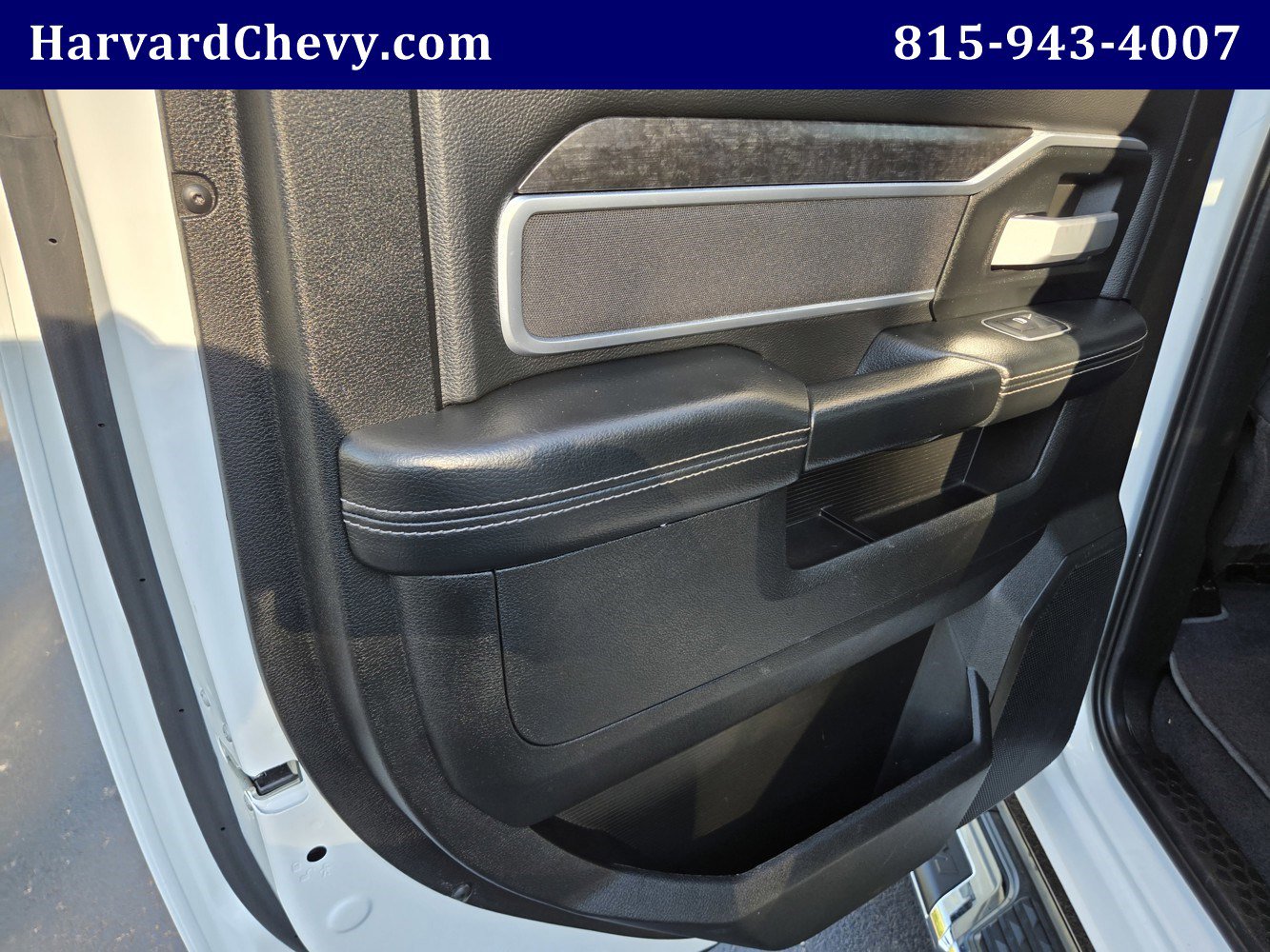 Used 2024 RAM 3500 Big Horn image 35