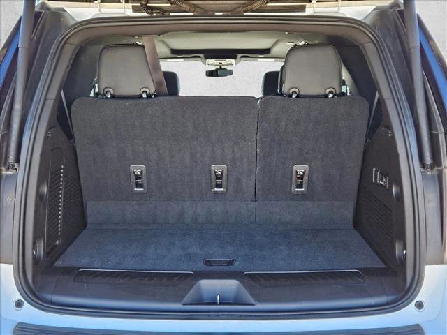 Used 2021 GMC Yukon SLT w/ SLT Premium Package image 6