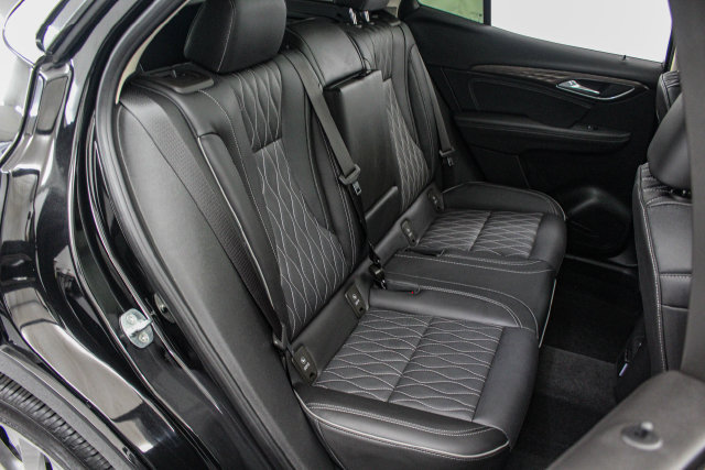 Certified 2023 Buick Envision Avenir AWD/4WD image 17