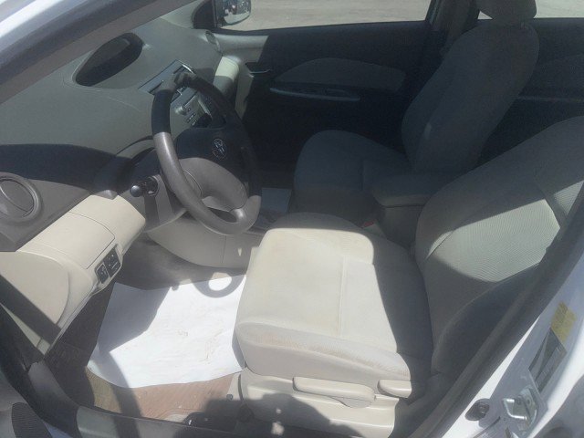 Used 2010 Toyota Yaris Sedan image 10
