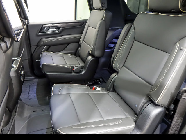 New 2026 GMC Yukon Elevation w/ Elevation Premium Package AWD/4WD image 10