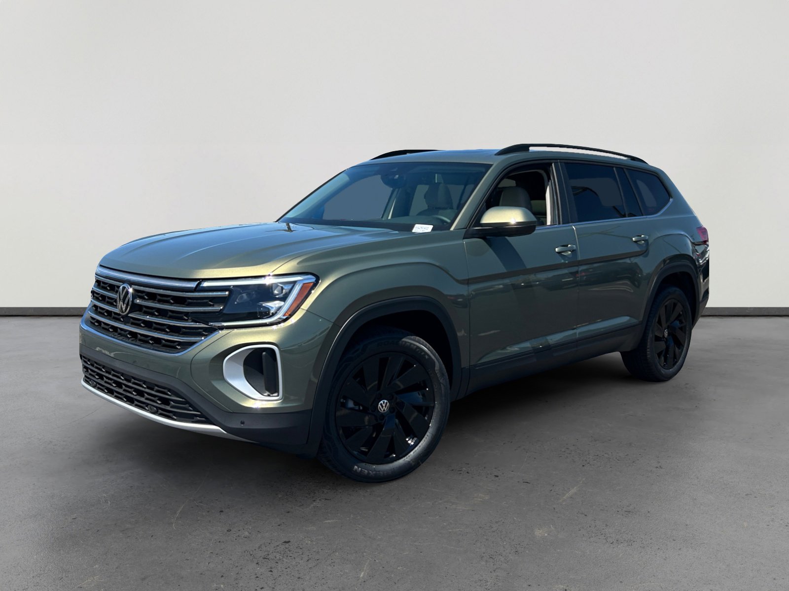 New 2026 Volkswagen Atlas SE FWD image 1