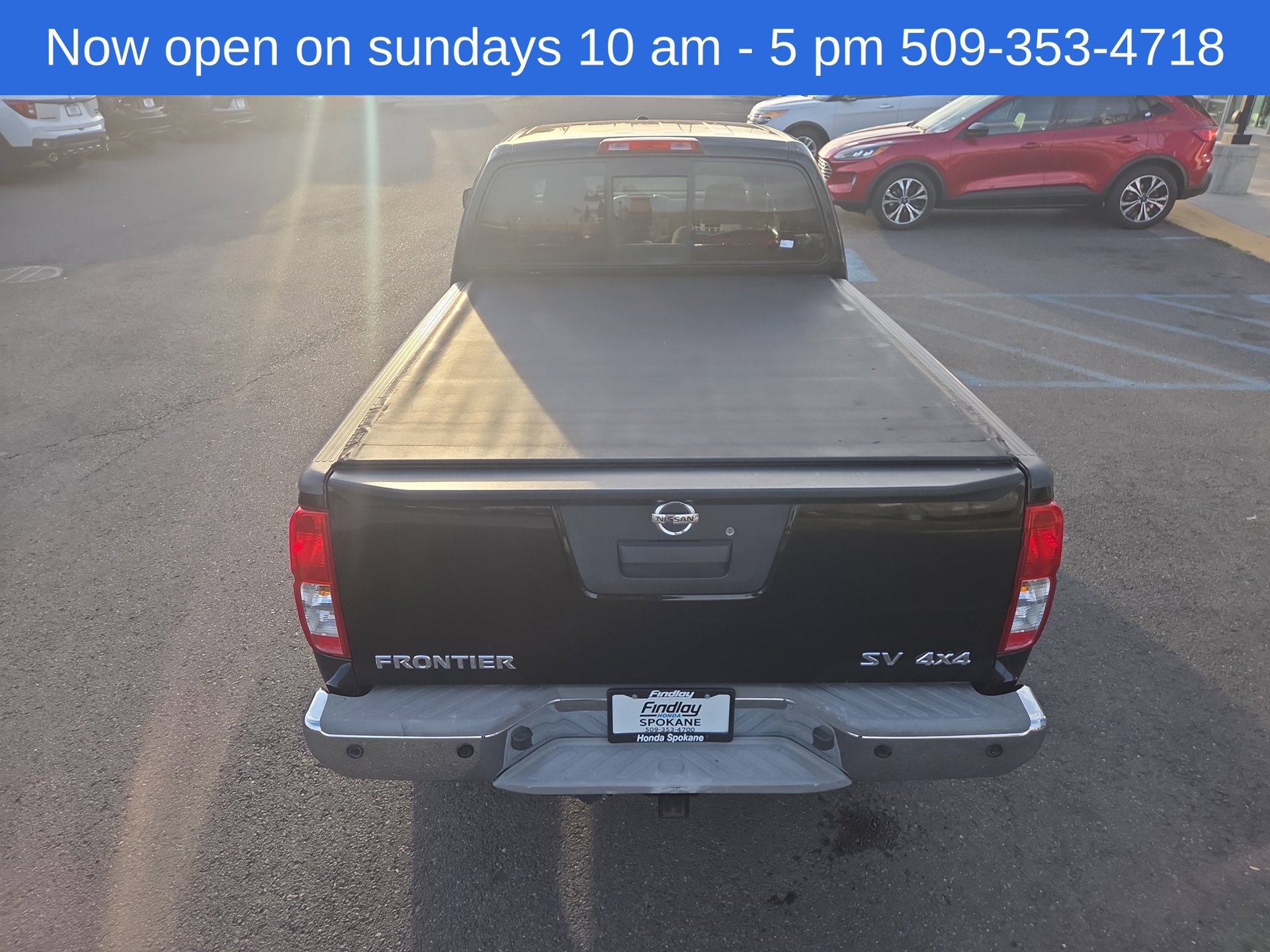 Used 2016 Nissan Frontier SV w/ SV Value Truck Package AWD/4WD image 10