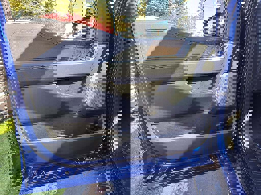 New 2026 Ford F350 Lariat w/ Black Appearance Package image 13