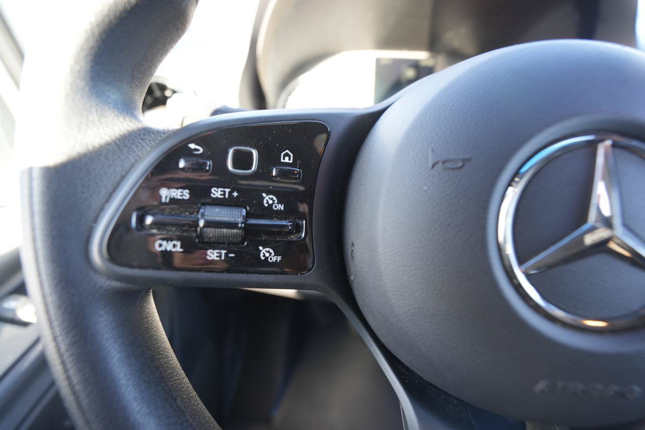 Used 2024 Mercedes-Benz Sprinter 2500 image 30