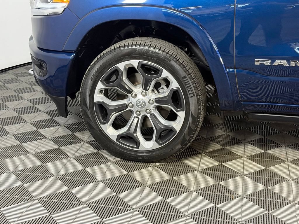 Used 2024 RAM 1500 Limited AWD/4WD image 12