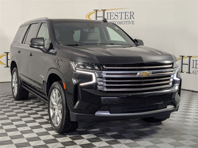 Used 2021 Chevrolet Tahoe High Country w/ Premium Package image 2