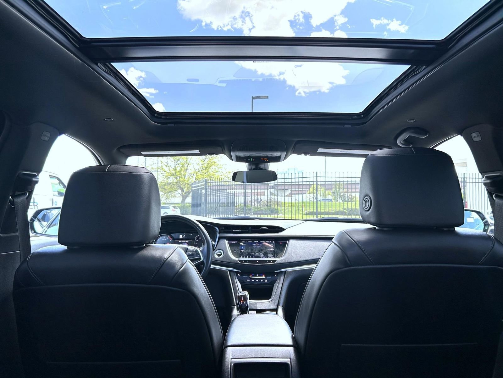 Used 2021 Cadillac XT5 Premium Luxury AWD/4WD image 23