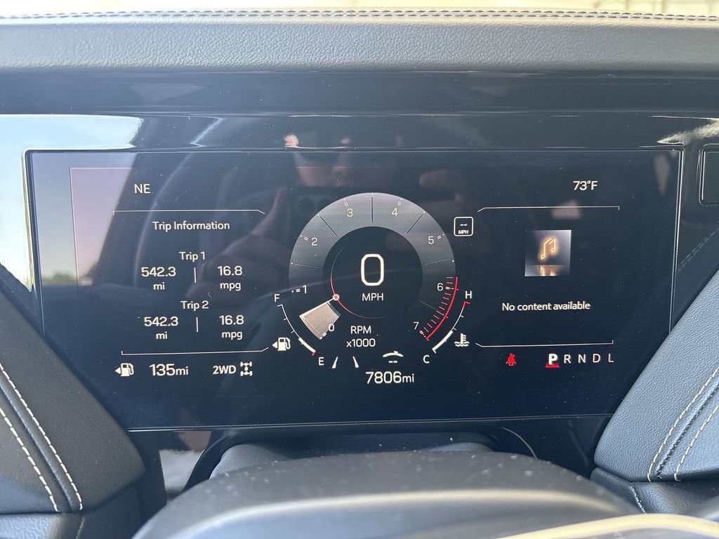 Certified 2025 GMC Yukon Elevation image 11