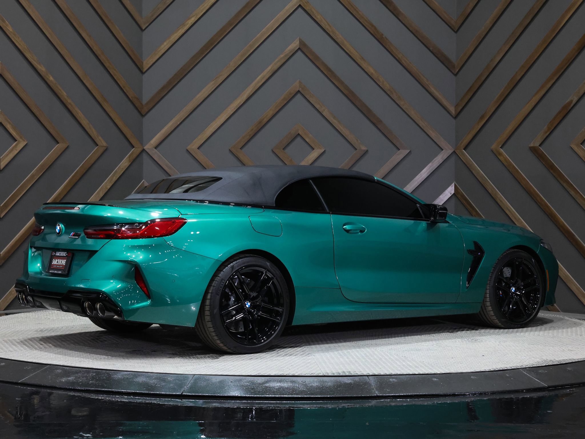 Used 2025 BMW M8 Competition image 8