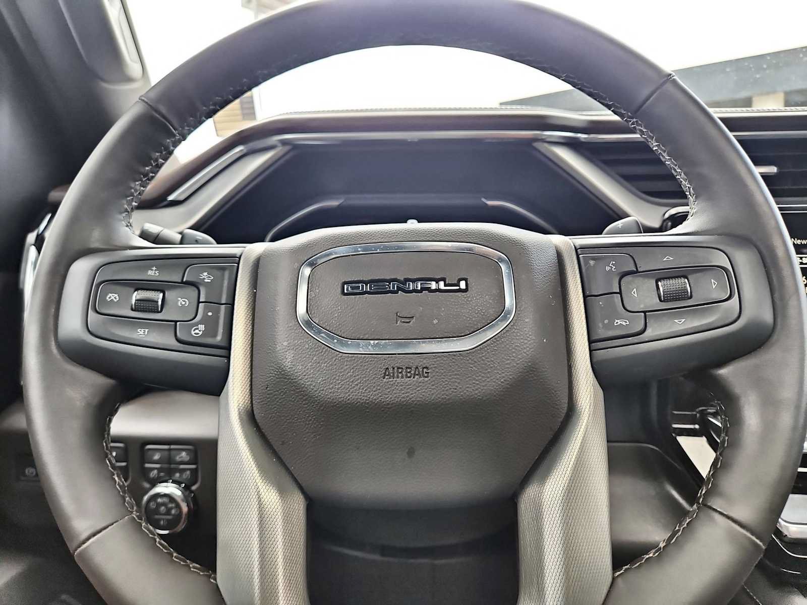 Certified 2026 GMC Sierra 1500 Denali w/ Denali Reserve Package AWD/4WD image 18