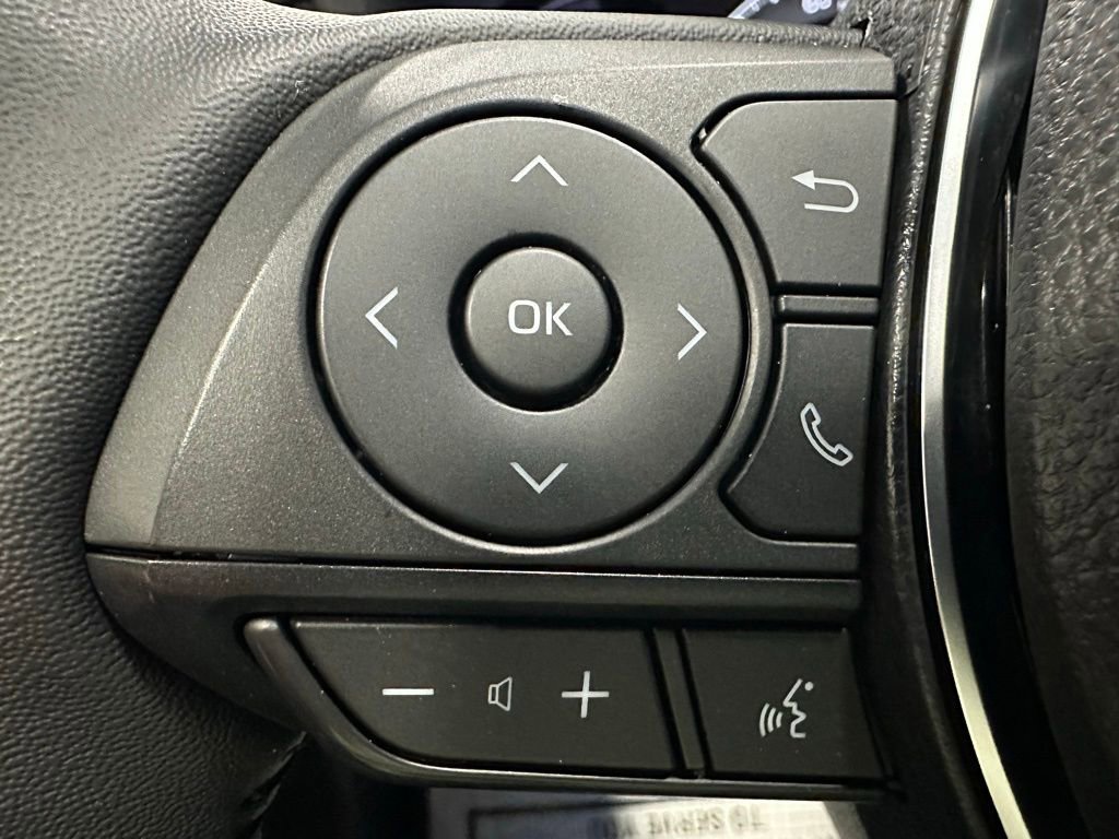 Used 2025 Toyota RAV4 XSE w/ Weather Package image 20